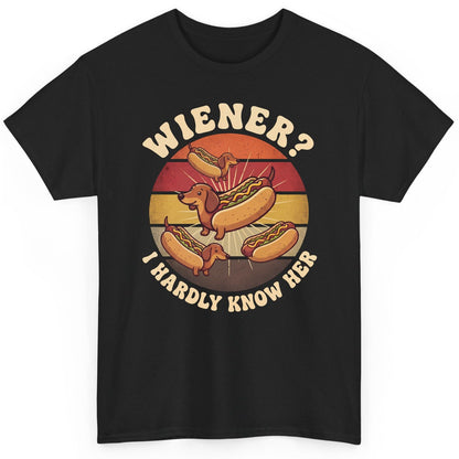 Wiener I Hardly Know Her dachshund T-Shirt Black product mockup